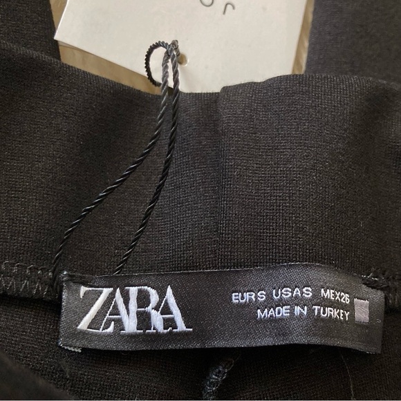 Zara High-Waist Button Detail Thick Ponte Skinny Leggings - Picture 4 of 11